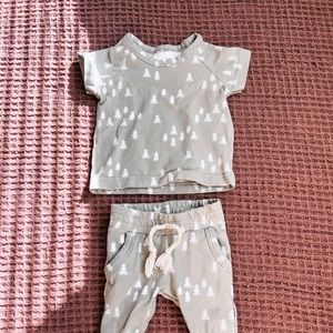 NWOT Mebie Baby Organic Set